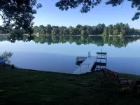 Peaceful Lake Home on Crystal Clear Water- Sunday to Sunday rental Hotel a Springwater
