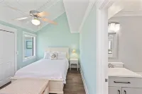 Newly Updated, Desirable Villa Next to Bhi Club - 3 Day Minimum & 30% Off August