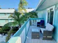 Newly Renovated - 1 Block from the Beach, Walk to Bars, Restaurants & Shopping!