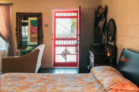 Casa Del Sol - Peaceful Retreat In Beautiful Mesilla.