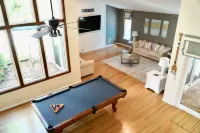 Private Pool Home  4 bd 3 ba with 2 King Master Suites Sleep 10 near AMI and IMG