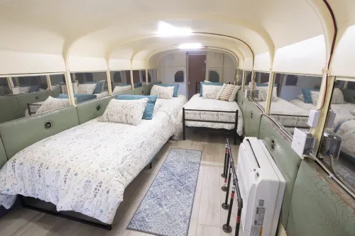 Road Trip at 'Bout Dam Time - Sleep in a 1950's Bus!! Funky Lakeside Cabin.