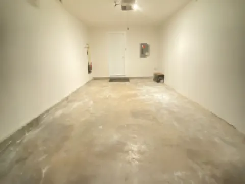 WELCOME TO HUEY DUCK HOUSE-A!  3BR & 2BA SLEEP-8 スプリングフィールドのホテル