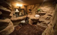 Stay in the Zion themed inn!3348714 a new 2nd rental. The Silo Inn