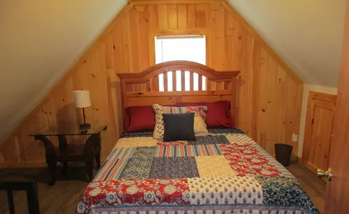 Recently Renovated 3 BR (Jewel) in the Heart of Finger Lakes