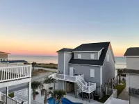 OIB Decked Out - Vacation in Style by the Ocean