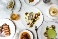 Glass Light Hotel & Gallery, Autograph Collection - Desayuno