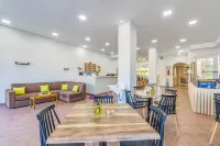 Angela Hotel & Apartments - breakfast