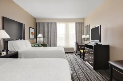 Hampton Inn & Suites Mountain View Hotel dekat Googleplex