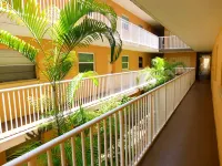 Beach Paradise w/Private Balcony & Pool--No Crossing The Street to Get to Beach