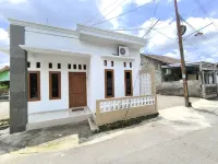 Shera Homestay Jogja Các khách sạn ở Minomartani