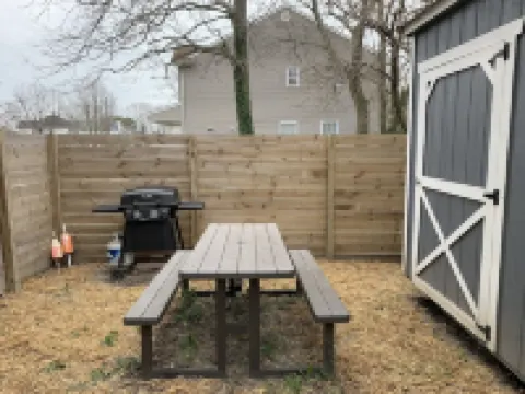 Cape Escape-Short Walk to Beach, Pet Friendly, Fenced Yard & Optional GC Rental