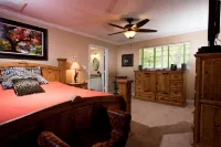 Private 7 Bedroom Country Home On 5 Acres 10 Min From The Lake- Events/Reunions