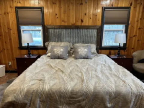 House on Big Sand Lake Hotels in Burnett County