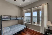 Newly Built Waterfront Lakehouse w/Private Pier