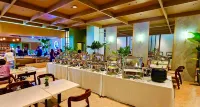 VELA HOTEL