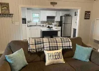 Toledo Bend Cabin-Mid-Lake-5 Miles from Town--Entire Cabin in Many, La