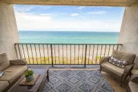 Respite by the Sea The Islander, King Bed, Oceanfront Condo, Pool, Tennis,Cabana