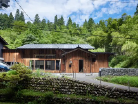 奥阿賀ととのいの宿　VILLA IGASHIMA 阿賀町のホテル