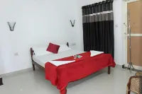 Marayoor Holidays Hotels in Keezhanthoor