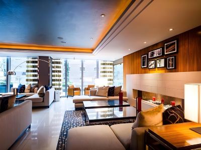 共有エリア マリオット エグゼクティブ アパートメンツ ロンドン ウェスト インディア キーの写真