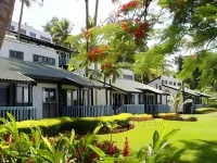 The Crow's Nest Resort Hotels in Yanuca Island