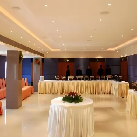Grand Continent Secunderabad A Sarovar Portico Affiliate Hotel