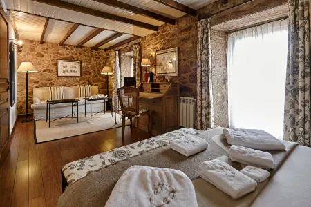Hotel Rústico Lugar do Cotariño Отели в г. Вимьянсо