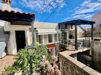 Cozy one Bedroom Apartment Pietra Storica Hotels in Tkon