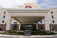 Hampton Inn & Suites Fayetteville Hotels in Cumberland County
