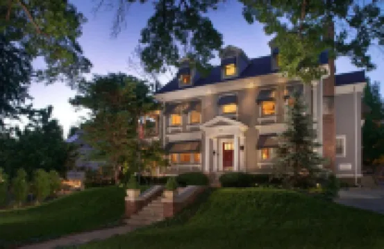 เซาท์มอร์แลนด์ออนเดอะพลาซ่า - เออร์บันอินน์