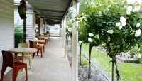 Otways Tourist Park Hotel a Forrest
