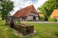 Granary in the oak park, 107 m² and completely renovated Hotels in Wienhausen