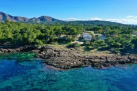 First line sea designer villa with pool - First line sea villa at bay Pollensa