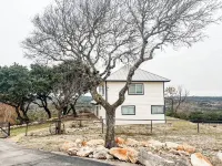 Hilltop Haven on 31 acres w/ Breathtaking Views, Horses, & Epic Fire Pit