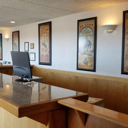 Motel 8 Laramie