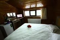 Hamsiköy Zitaş Bungalov & Restoran Hôtels à : Cirali Mahallesi