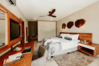 umVangati House Hotels in Kampersrus AH