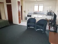 Castletown Motel Hotels in Levin