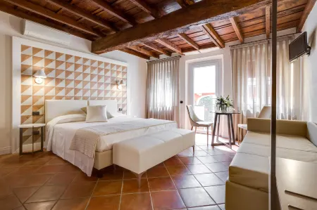 Ferrara Rooms