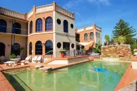Albury Paddlesteamer Motel Hotels in South Albury