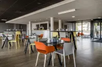 Najeti Hôtel Lille Nord - พร้อมอาหารเช้า