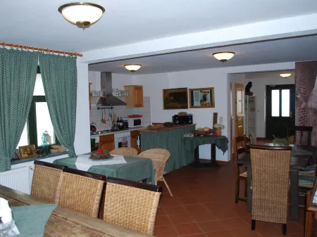 Landhaus Mit Schwimmbad in Dargun