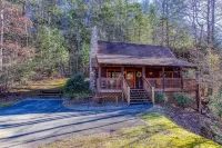 Er260- Magical Moments Great Location- Close to Town 1 Bedroom Cabin by RedAwning