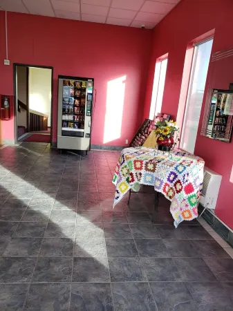 Value Inn & Suites Salina