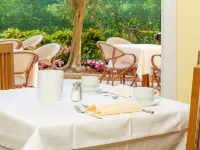 Hotel Centrale Hotels in Garda Town