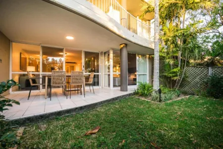 Noosa Hill Resort Отели рядом с достопримечательностью «Hastings Street»