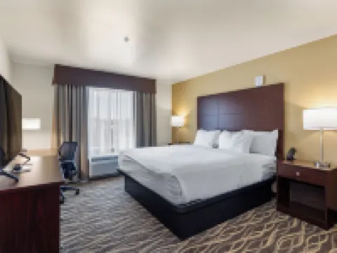Cobblestone Hotel & Suites - de Pere Green Bay Hotels in De Pere