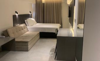 Arpoar Suites by Day by Day