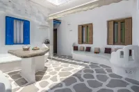 Moments Rooms Отели в г. Adamantas